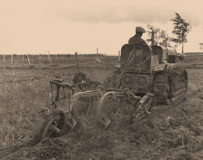 BOULET Grossiste F&L Culture en tracteur 1900